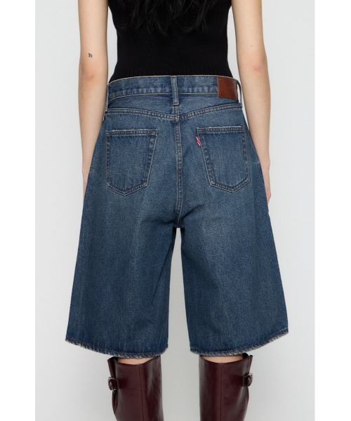 LAGUA GEM(ラグアジェム)の「WIDE LOOSEY HALF デニム(デニムパンツ・レディース・ブラック/ブルー・X-SMALL/SMALL/MEDIUM)」の5枚目の写真