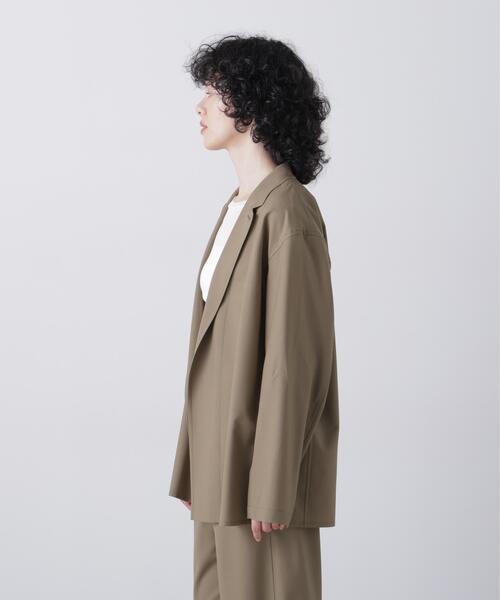 YLEVE(イレーヴ)の「YLEVE / SUPER140's WOOL TROPICAL JACKET(テーラードジャケット・レディース・グレー系その他3/ベージュ・1)」の8枚目の写真