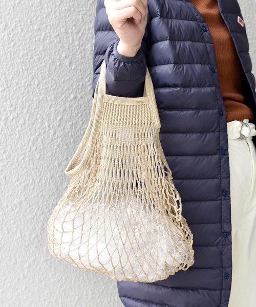 SHIPS Days（シップスデイズ）の「FILT: ネットバッグ（エコバッグ/サブバッグ・レディース・ブラック/ロイヤルブルー/オフホワイト/ブルー/ライトグレー/ダークグレー/ベージュ系その他/レッド・ONE SIZE）」の6枚目の写真