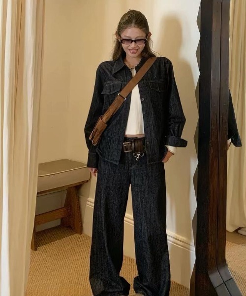FAVORITO(ファヴォリート)の「デニムシングルブレストシャツパンツセットアップ(セットアップ・レディース・ダークブルー/ライトブルー・XL/L/M/S)」の4枚目の写真
