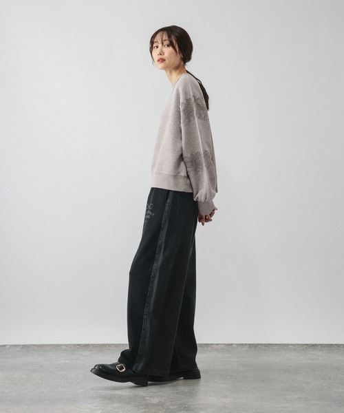 GLOBAL WORK(グローバルワーク)の「レースドッキングスウェット/1074436(スウェット・レディース・ダークブラウン/ホワイト系/ライトグレー・MEDIUM/LARGE)」の9枚目の写真