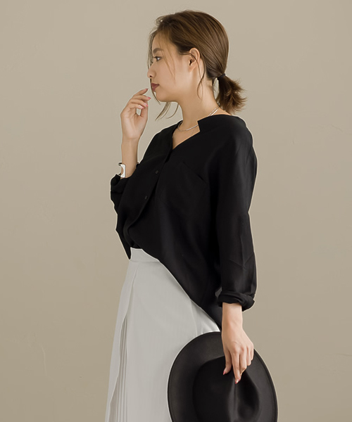 Re:EDIT（リエディ）の「オーバーネックイレヘムシャツ/スキッパーシャツ/ブラウス[2016秋新作][リエディオリジナル][Re:EDIT/リエディ]（シャツ/ブラウス・レディース・ベージュ/ネイビー/ブラック系その他/ホワイト系その他/アイボリー/ブラック・LARGE/MEDIUM）」の4枚目の写真