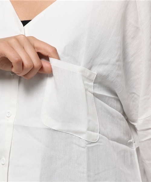 Re:EDIT（リエディ）の「オーバーネックイレヘムシャツ/スキッパーシャツ/ブラウス[2016秋新作][リエディオリジナル][Re:EDIT/リエディ]（シャツ/ブラウス・レディース・ベージュ/ネイビー/ブラック系その他/ホワイト系その他/アイボリー/ブラック・LARGE/MEDIUM）」の14枚目の写真