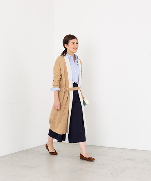 NATURAL BEAUTY BASIC（ナチュラルビューティーベーシック）の「バイカラーフラワースカーフ（ストール/ショール・レディース・ピンク/ネイビー・FREE）」の9枚目の写真