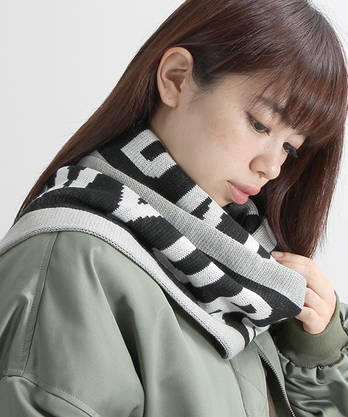 WEGO（ウィゴー）の「WEGO/ロゴマフラー（マフラー・メンズ・ブラック/ワイン・FREE）」の2枚目の写真