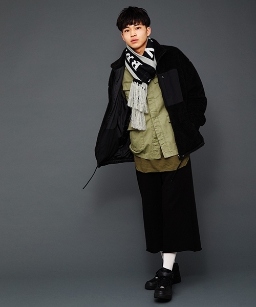 WEGO（ウィゴー）の「WEGO/ロゴマフラー（マフラー・メンズ・ブラック/ワイン・FREE）」の8枚目の写真