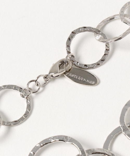 PAPILLONNER(パピヨネ)の「リングリングネックレス(ネックレス・レディース・ゴールド/ダークグレー・FREE)」の5枚目の写真