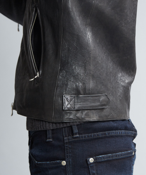 5351 POUR LES HOMMES（ゴーサンゴーイチプールオム）の「ラムレザー