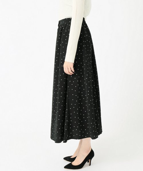 SLOBE IENA（スローブイエナ）の「《WEB限定》ボートネックリブニット×フロントボタンスカートセットアップ◆（ワンピース・レディース・ブラック系その他・FREE）」の11枚目の写真