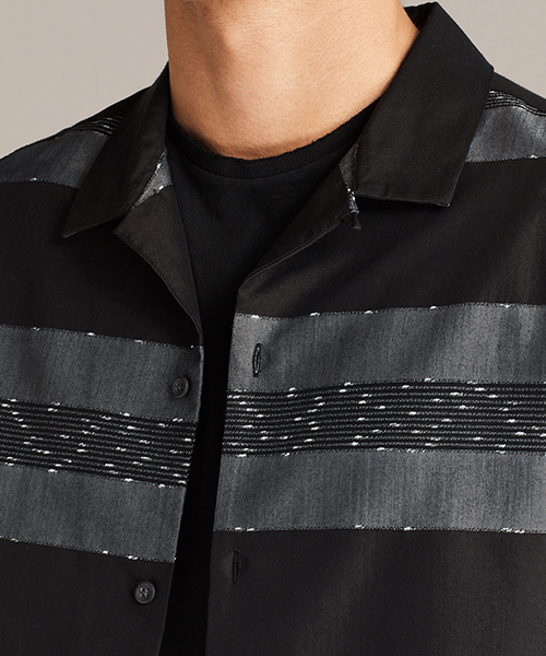 ALLSAINTS(オールセインツ)の「GABON SS SHIRT(シャツ/ブラウス・メンズ・ブラック/レッド・MEDIUM/SMALL/X-SMALL/LARGE)」の12枚目の写真