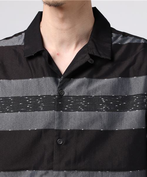 ALLSAINTS(オールセインツ)の「GABON SS SHIRT(シャツ/ブラウス・メンズ・ブラック/レッド・MEDIUM/SMALL/X-SMALL/LARGE)」の10枚目の写真