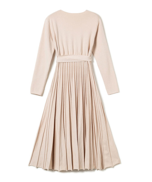 SAISON DE PAPILLON(セゾンドパピヨン)の「リブプリーツAラインロングニットワンピース(ワンピース・レディース・ライトブルー/ブラック/アイボリー/ベビーピンク/ネイビー/カーキ/ベージュ/ピンク/グレー/パープル/グリーン/コーラル/ライトグリーン/ダークグレー/ブラウン/クリーム・S/M/L/XS)」の18枚目の写真