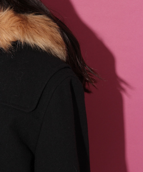 repipi armario（レピピ アルマリオ）の「ショートダッフルコート/１８（ダッフルコート・キッズ・ブラック/ベージュ/ダークグレー・SMALL/MEDIUM/LARGE/X-SMALL）」の4枚目の写真