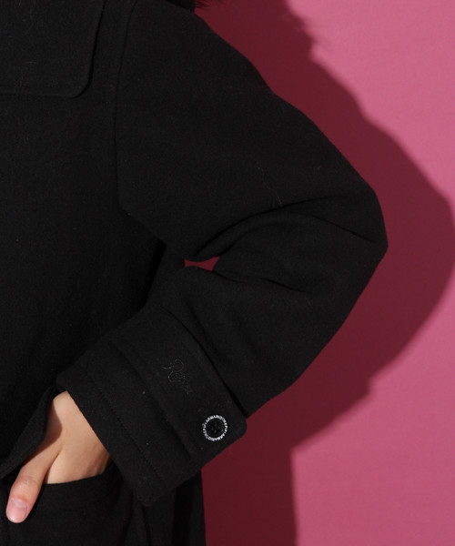 repipi armario（レピピ アルマリオ）の「ショートダッフルコート/１８（ダッフルコート・キッズ・ブラック/ベージュ/ダークグレー・SMALL/MEDIUM/LARGE/X-SMALL）」の10枚目の写真