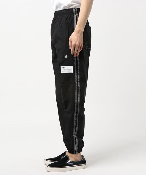 OY(オーワイ)の「リフレクラインジョガーパンツ(その他パンツ・メンズ・ブラック/グレー・FREE)」の21枚目の写真