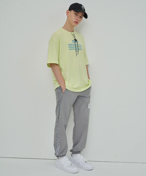 OY(オーワイ)の「リフレクラインジョガーパンツ(その他パンツ・メンズ・ブラック/グレー・FREE)」の12枚目の写真