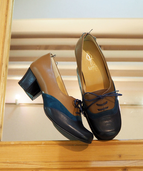 あしながおじさん(アシナガオジサン)の「〈あしながおじさん〉レースアップパンプス(パンプス・レディース・グリーン/ブラック/クリアブラック/グレイッシュベージュ・22.5cm/23.5cm/24.0cm/23.0cm/24.5cm)」の4枚目の写真