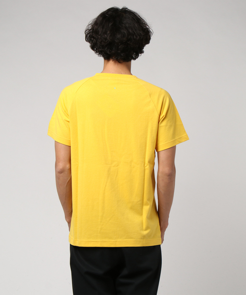 Reebok(リーボック)の「クラシックス アドバンス Tシャツ / Classics Advance Tee(Tシャツ/カットソー・メンズ・ブラック/イエロー・LARGE/XX-LARGE/X-LARGE/X-SMALL/XXX-LARGE/SMALL/MEDIUM)」の4枚目の写真