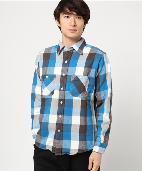 One deux boo（ワンドゥーブー）の「Vintage PEANUTSダブルフェイスシャツ Men's（シャツ/ブラウス・メンズ・レッド/ブルー・LARGE/MEDIUM）」の2枚目の写真