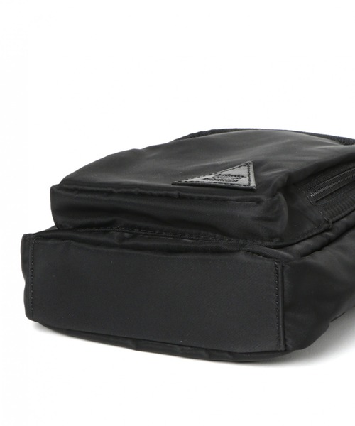 LAKOLE（ラコレ）の「フロントポケットショルダーバッグ / LAKOLE（ショルダーバッグ・メンズ・ブラック/ベージュ/パープル/グリーン・FREE）」の8枚目の写真