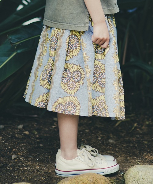 RADCHAP（ラッドチャップ）の「アフリカ柄スカート（スカート・キッズ・サックスブルー/レッド・XL/S/M/L）」の2枚目の写真