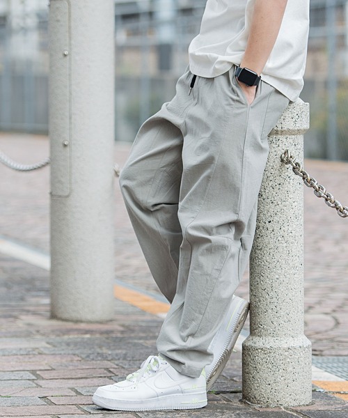 『vicci/ヴィッチ』スモーキートーンカラーテーパードイージーパンツ（その他パンツ）｜SILVER BULLET（シルバーバレット）