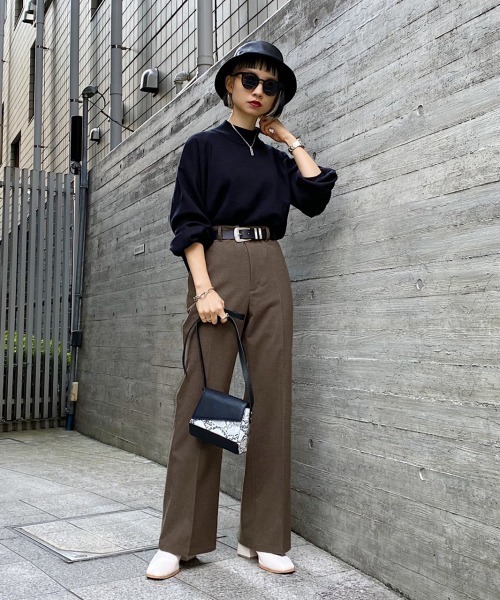 PAGEBOY（ページボーイ）の「ウールライクセミフレアパンツ(フレアパンツ/タックパンツ)（スラックス・レディース・ブラック/ブラウン/レッド系その他・SMALL/MEDIUM）」の21枚目の写真