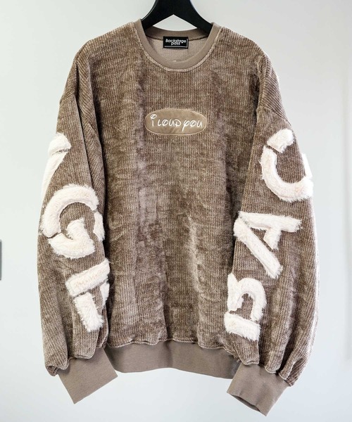 BACKSTAGE PASS(バックステージパス)の「LETTERED SWEATER(レタードセーター)バックロゴ ビッグシルエット セーター(ニット/セーター・メンズ・ホワイト/ブラック/ベージュ/ピンク・3-4/1-2)」の3枚目の写真