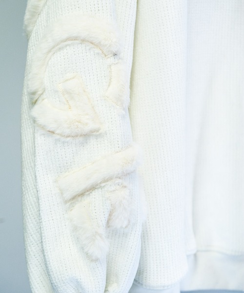 BACKSTAGE PASS(バックステージパス)の「LETTERED SWEATER(レタードセーター)バックロゴ ビッグシルエット セーター(ニット/セーター・メンズ・ホワイト/ブラック/ベージュ/ピンク・3-4/1-2)」の11枚目の写真