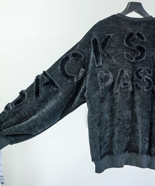 BACKSTAGE PASS(バックステージパス)の「LETTERED SWEATER(レタードセーター)バックロゴ ビッグシルエット セーター(ニット/セーター・メンズ・ホワイト/ブラック/ベージュ/ピンク・3-4/1-2)」の15枚目の写真