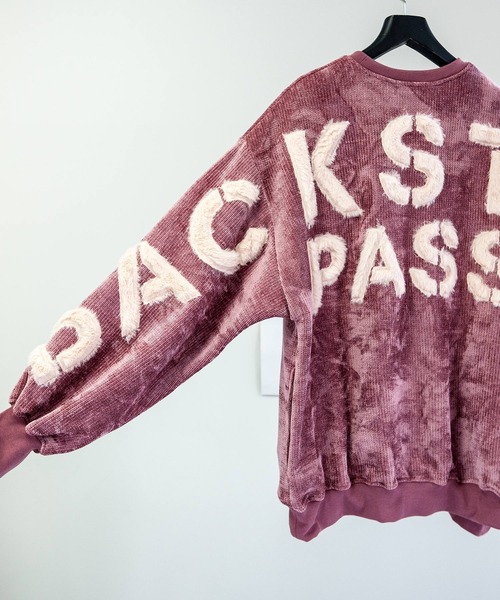 BACKSTAGE PASS(バックステージパス)の「LETTERED SWEATER(レタードセーター)バックロゴ ビッグシルエット セーター(ニット/セーター・メンズ・ホワイト/ブラック/ベージュ/ピンク・3-4/1-2)」の10枚目の写真