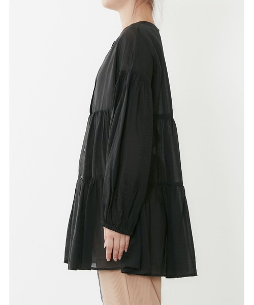 POU DOU DOU（プードゥドゥ）の「シアーティアードチュニックブラウス（シャツ/ブラウス・レディース・ブラック/イエロー/アイボリー/ラベンダー・3）」の7枚目の写真