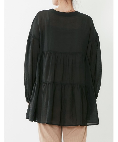 POU DOU DOU（プードゥドゥ）の「シアーティアードチュニックブラウス（シャツ/ブラウス・レディース・ブラック/イエロー/アイボリー/ラベンダー・3）」の13枚目の写真