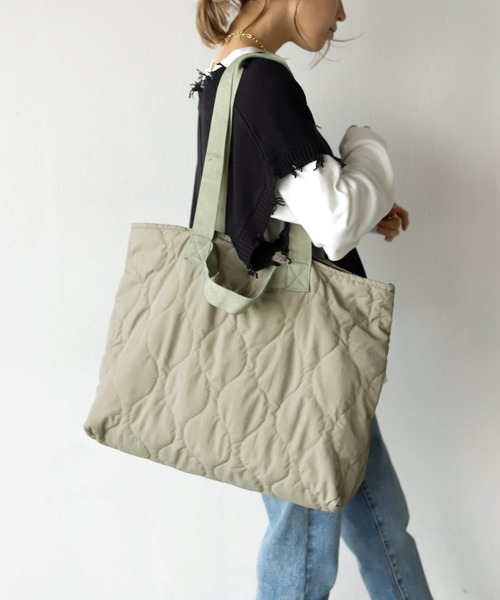 Auntie Rosa Holiday（アンティローザホリデー）の「キルトライナーラージトートバッグ（トートバッグ・レディース・ブラック/カーキ/ナチュラル・FREE）」の3枚目の写真