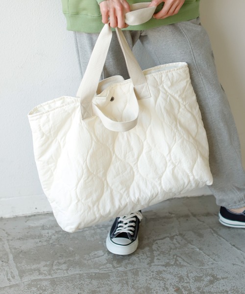 Auntie Rosa Holiday（アンティローザホリデー）の「キルトライナーラージトートバッグ（トートバッグ・レディース・ブラック/カーキ/ナチュラル・FREE）」の13枚目の写真