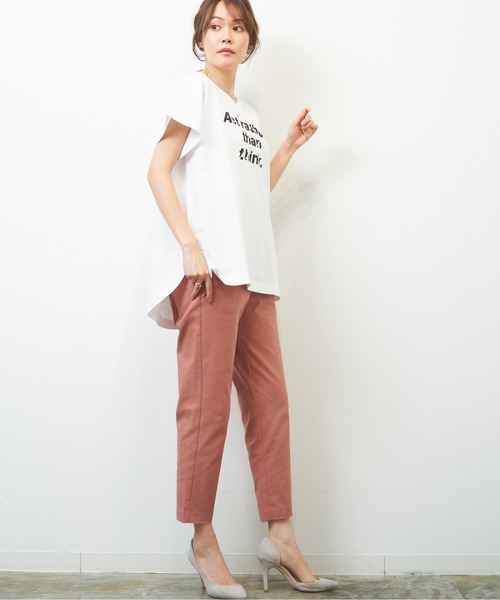 HERENCIA（ヘレンチア）の「’’Act rather than think ’’プリント イレギュラーヘム Vネック TEE（Tシャツ/カットソー・レディース・ブラック/ベージュ/オフホワイト/スモークピンク・MEDIUM）」の19枚目の写真