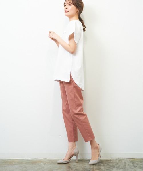 HERENCIA（ヘレンチア）の「’’Act rather than think ’’プリント イレギュラーヘム Vネック TEE（Tシャツ/カットソー・レディース・ブラック/ベージュ/オフホワイト/スモークピンク・MEDIUM）」の14枚目の写真