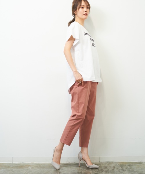 HERENCIA（ヘレンチア）の「’’Act rather than think ’’プリント イレギュラーヘム Vネック TEE（Tシャツ/カットソー・レディース・ブラック/ベージュ/オフホワイト/スモークピンク・MEDIUM）」の18枚目の写真