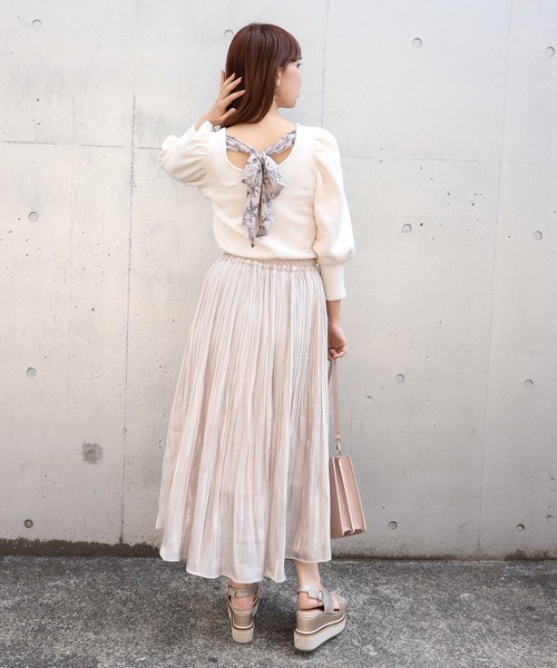 one after another NICE CLAUP(ワンアフターアナザーナイスクラップ)の「Backリボンテレコトップス(Tシャツ/カットソー・レディース・ブラック/ベージュ/オフホワイト/アイボリー・FREE)」の12枚目の写真