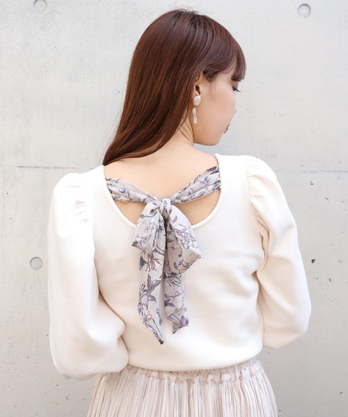 one after another NICE CLAUP(ワンアフターアナザーナイスクラップ)の「Backリボンテレコトップス(Tシャツ/カットソー・レディース・ブラック/ベージュ/オフホワイト/アイボリー・FREE)」の13枚目の写真