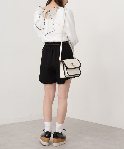 one after another NICE CLAUP(ワンアフターアナザーナイスクラップ)の「Backリボンテレコトップス(Tシャツ/カットソー・レディース・ブラック/ベージュ/オフホワイト/アイボリー・FREE)」の19枚目の写真