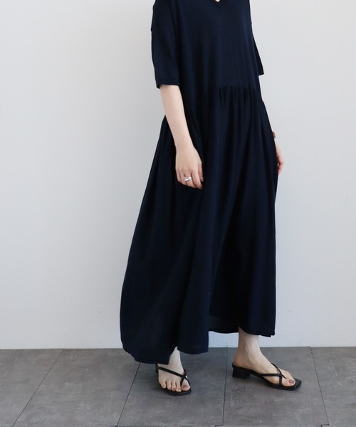 AMERICAN HOLIC（アメリカンホリック）の「Vネックギャザーニットワンピース（ワンピース・レディース・アイボリー/ミント/ネイビー/ライトイエロー・FREE）」の13枚目の写真