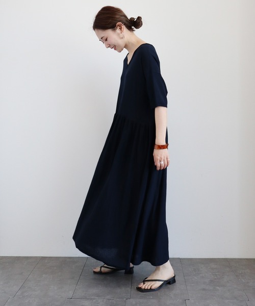 AMERICAN HOLIC（アメリカンホリック）の「Vネックギャザーニットワンピース（ワンピース・レディース・アイボリー/ミント/ネイビー/ライトイエロー・FREE）」の15枚目の写真