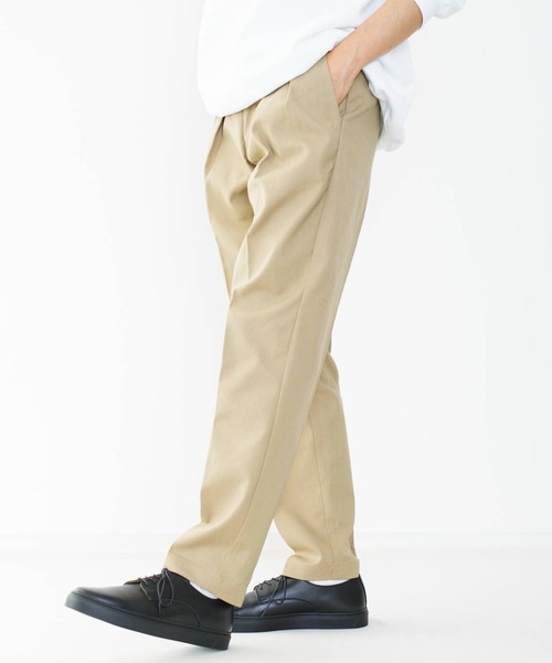 FARAH(ファーラー)の「FARAH ファーラー / Ripon リポン ホップサック ツータックパンツ スラックス / FR211EM4005(チノパンツ・メンズ・ブラック/ピンク/ベージュ/ブラウン・30inch/32inch/34inch)」の4枚目の写真
