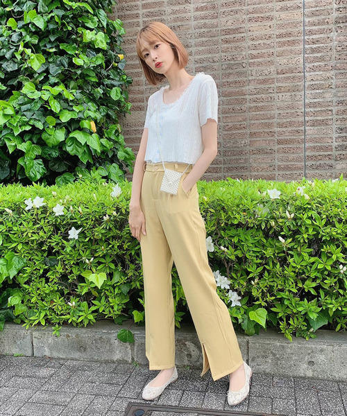 Voyage titty&Co.PETIT(ボヤージュティティアンドコープチ)の「【Voyage titty&Co.】ヘムスリットPT(その他パンツ・レディース・ベージュ/ブラック・SMALL/MEDIUM)」の3枚目の写真