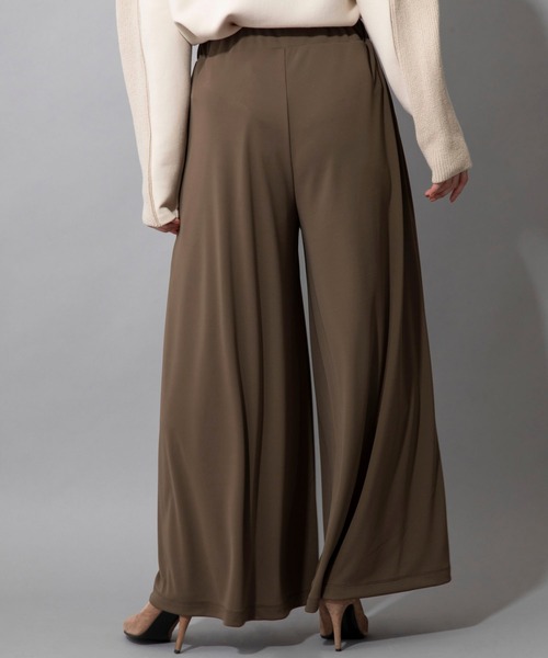 Munich（ミューニック）の「ハイツイストダブルニット　ドレープフレアパンツ（その他パンツ・レディース・ブラック/グレイッシュベージュ/カーキ・XS/S/M）」の12枚目の写真