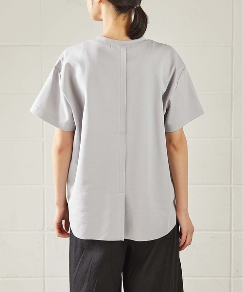 OUVRAGE CLASSE(ウヴラージュクラス)の「切替Tシャツ【オンラインストア限定販売】(Tシャツ/カットソー・レディース・ブラック/ライトグレー/オフホワイト/ネイビー・FREE)」の10枚目の写真