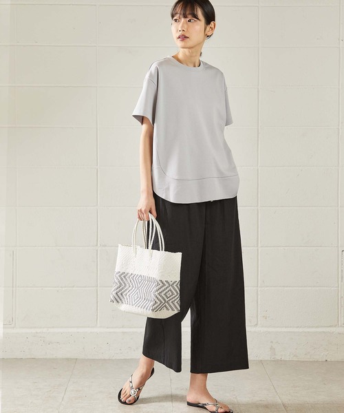 OUVRAGE CLASSE(ウヴラージュクラス)の「切替Tシャツ【オンラインストア限定販売】(Tシャツ/カットソー・レディース・ブラック/ライトグレー/オフホワイト/ネイビー・FREE)」の16枚目の写真