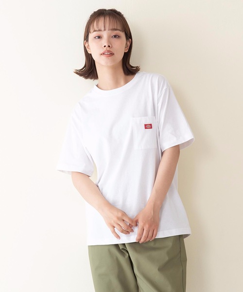 Dickies(ディッキーズ)の「【DICKIES/ディッキーズ】ワンポイントブランドロゴポケTシャツ(Tシャツ/カットソー・レディース・ホワイト/ライトグレー/ブラック/オレンジ/ライトグリーン/オフホワイト・LARGE/MEDIUM)」の2枚目の写真