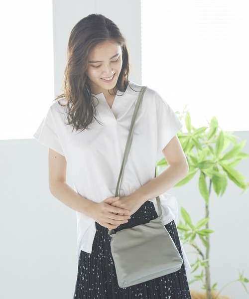 LIPSTAR(リップスター)の「≪CONTROL FREAK/コントロールフリーク≫レイヤードショルダーバッグ(ショルダーバッグ・レディース・オフホワイト/ブラック/グリーン・FREE)」の21枚目の写真